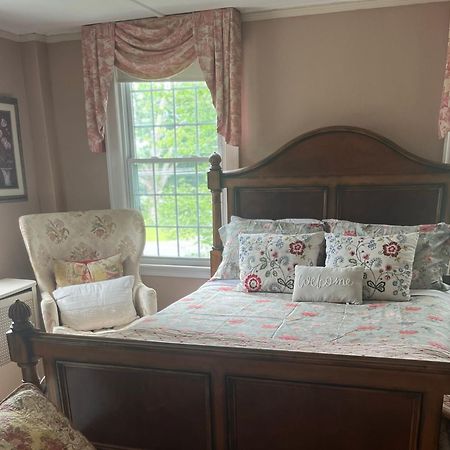 انفيلد Antique1242 British Bed & Breakfast المظهر الخارجي الصورة