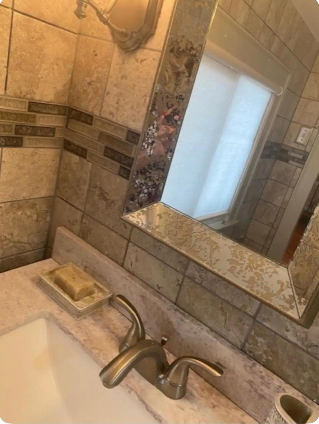 انفيلد Antique1242 British Bed & Breakfast المظهر الخارجي الصورة