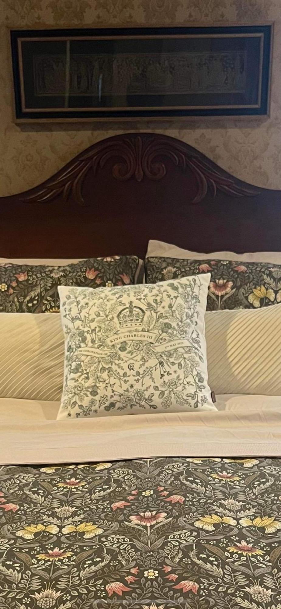 انفيلد Antique1242 British Bed & Breakfast المظهر الخارجي الصورة