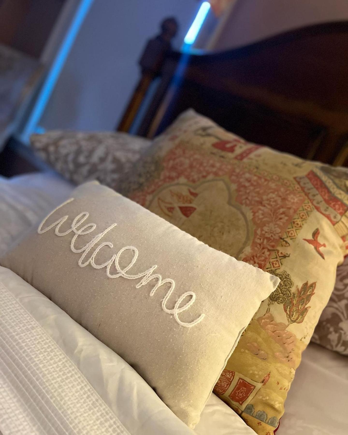 انفيلد Antique1242 British Bed & Breakfast المظهر الخارجي الصورة